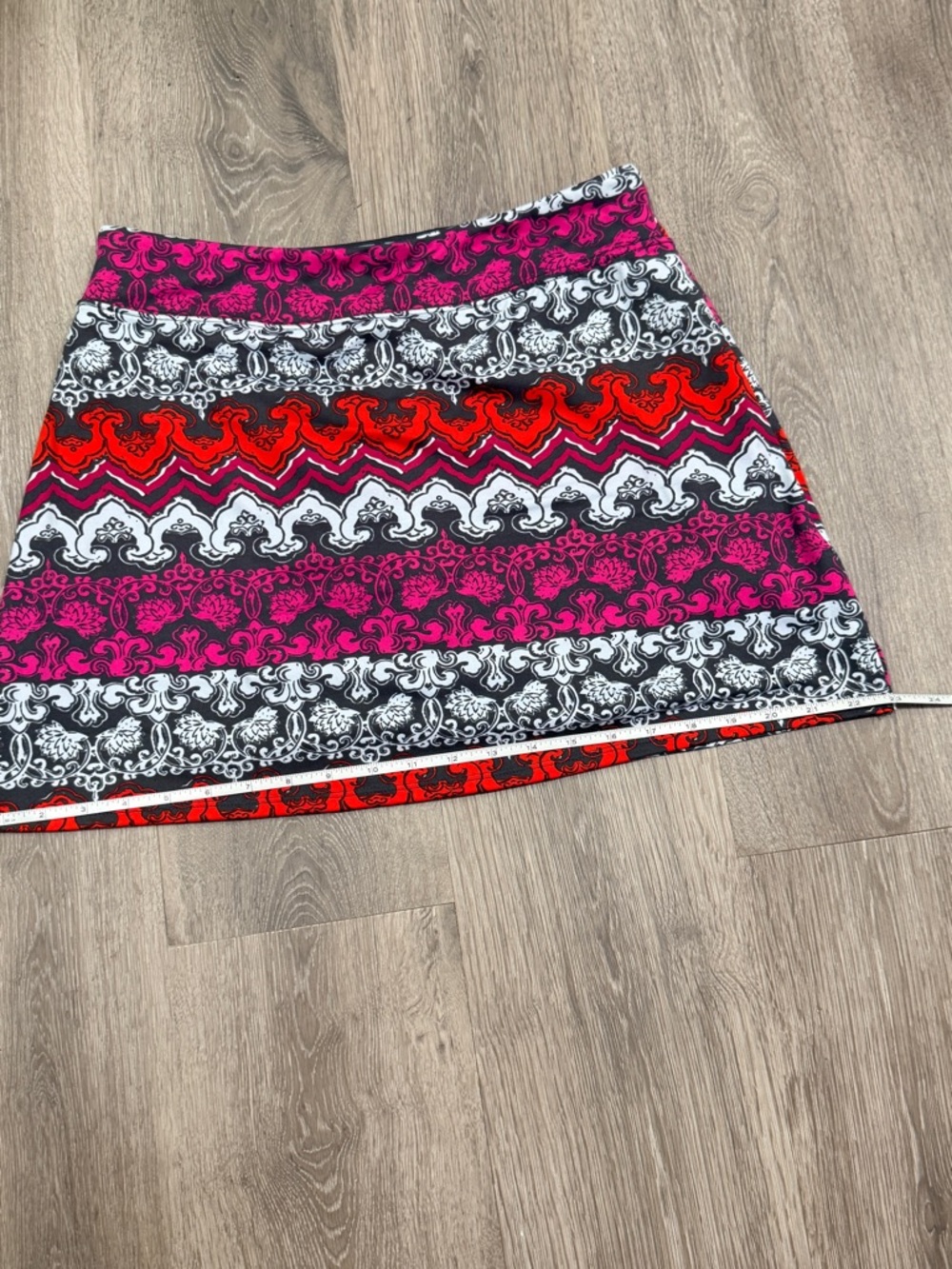 Tranquility by Colorado Clothing Patterned Athletic Mini Skirt Size M - Picture 6 of 10